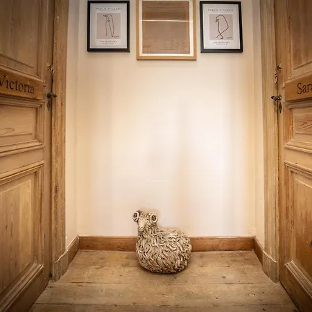 Maison Du Canal Du Midi Bed & Breakfast *