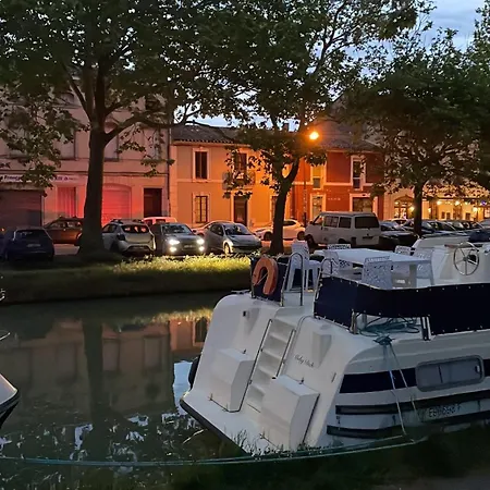 לינה וארוחת בוקר Maison Du Canal Du Midi קרקסון