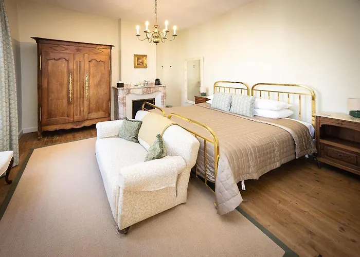 Maison Du Canal Du Midi Bed & Breakfast