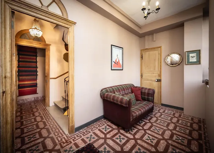 Maison Du Canal Du Midi Bed & Breakfast